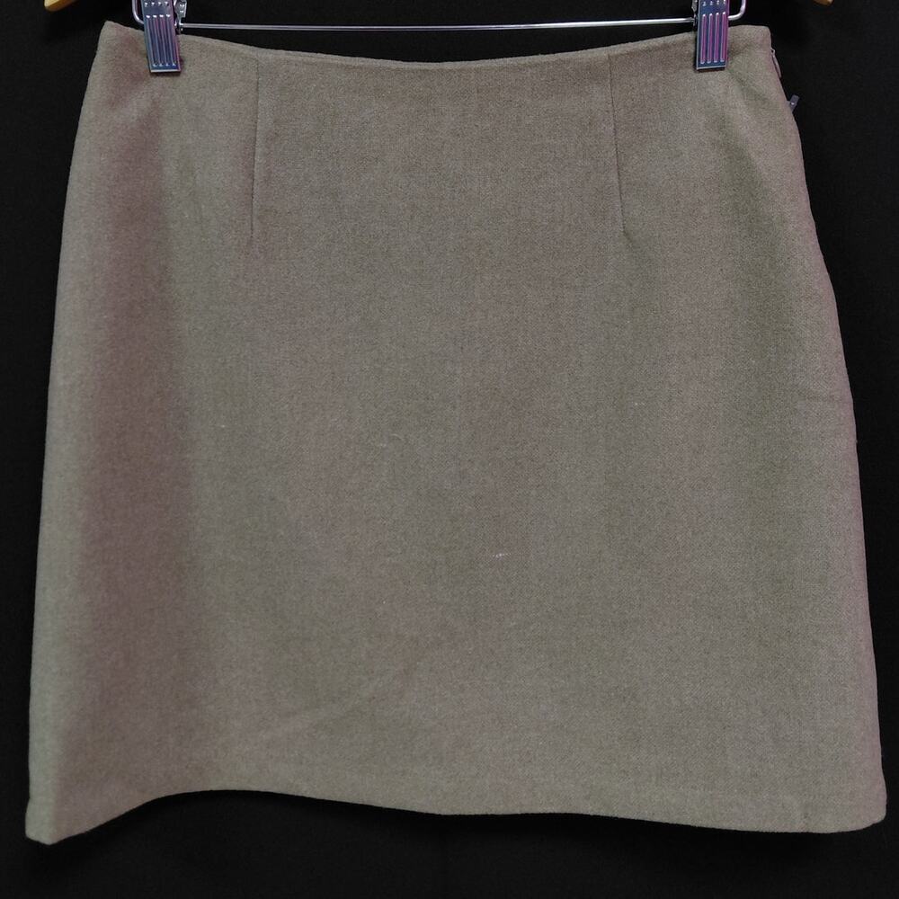 LD8 66girls Korea Beige Skirt Solid Women Size L